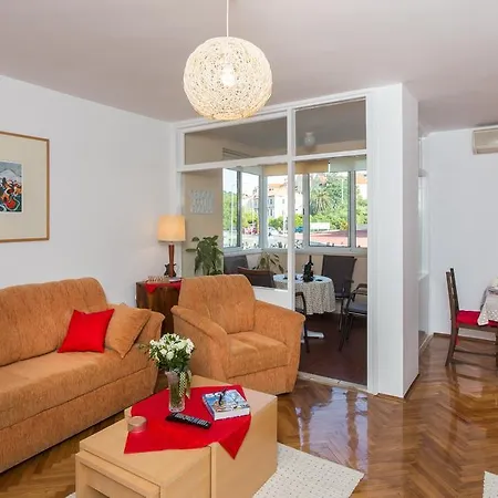 Apartment Fiesta